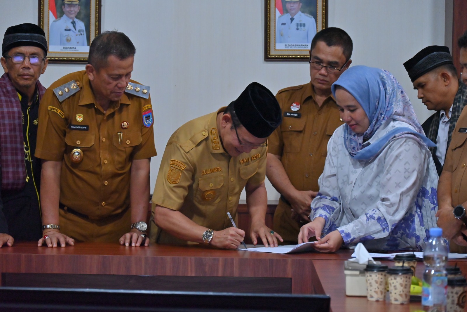 Pemko Payakumbuh Bersama Ninik Mamak Tandatangani Perjanjian Pembangunan Kembali Pasar Blok Barat