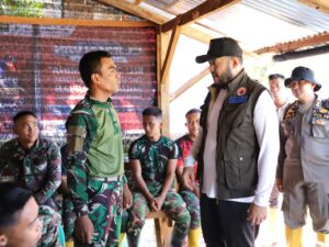 Wako Padang Tinjau Gotong Royong Gabungan di Kampung Apa