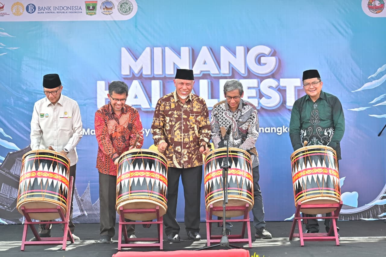 Minang Halal Fest 2026 Resmi Dibuka, Gubernur: Upaya Penguatan Ekonomi Syariah Sumbar