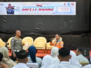 Budaya Tertib Berlalu Lintas, PT Semen Padang Gelar Kampanye Safety Riding