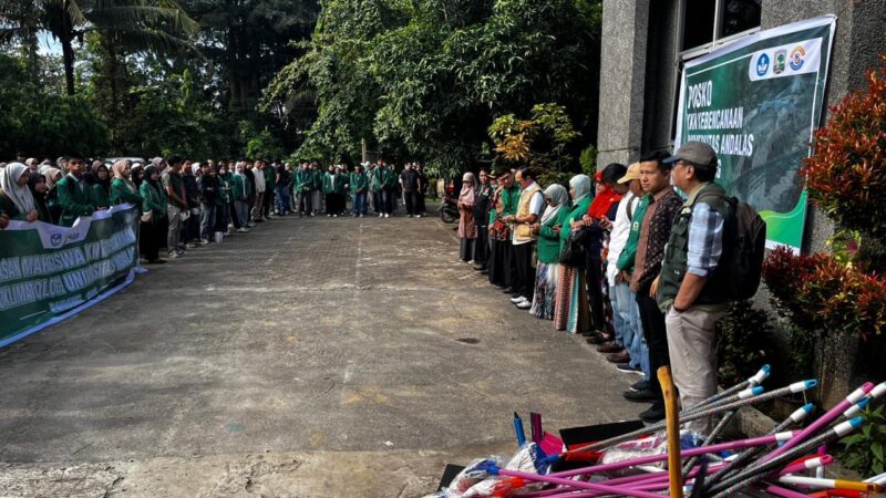 KKN Kebencanaan Universitas Andalas Dukung PKM-MNM untuk Tanggap Darurat Bencana di Kota Padang