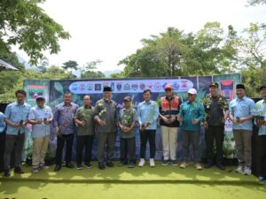 Gerakan Satu Juta Pohon, Semen Padang Sediakan 10 Ribu Bibit Kaliandra