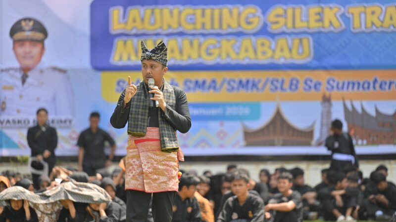 Pemprov Sumbar Resmikan Silek Tradisi Minangkabau sebagai Ekstrakurikuler Wajib di SMA dan SMK