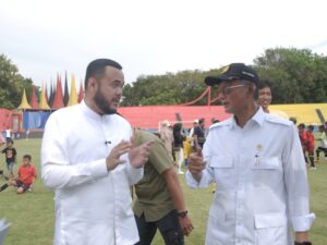 Segera Direnovasi, Menteri PU Cek Stadion Haji Agus Salim Padang