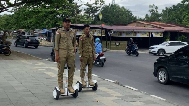 Jumlah pengunjung di sejumlah objek wisata di Kota Padang diprediksi meningkat pada masa libur pajang pekan ini. Satpol PP Padang pun