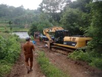 Pemkab Tanah Datar menegaskan tidak diam dan akan menertibkan setiap pelanggaran dari penambangan emas tanpa izin (PETI)