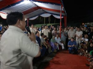 Momen Tahun Baru 2026 menjadi momen spesial bagi ratusan warga terdampak banjir di Posko Pengungsian Desa Batu Hula, Kecamatan Batang Toru,