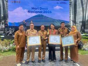 Gubernur Mahyeldi Raih Upakarya Wanua Nugraha dari Pemerintah Pusat