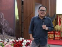 Bangsa-Negara (Nation-State) di dunia dan negara dalam system modern, jarang ditemukan runtuh karena miskin senjata. Bangsa dan negara