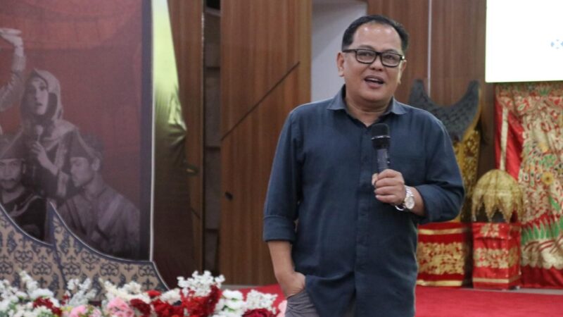 Bangsa-Negara (Nation-State) di dunia dan negara dalam system modern, jarang ditemukan runtuh karena miskin senjata. Bangsa dan negara