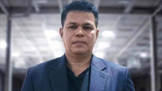 Negara itu berisi manusia. Pengelola negara adalah manusia, demikian pula warga negaranya. Karena itu, memikirkan negara kemanusiaan