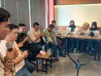 Calon Ketua DPC Peradi Suara Advokat Indonesia (SAI) Padang periode 2026-2030, Martry Gilang Rosadi, melangsungkan doa bersama dengan ratusan