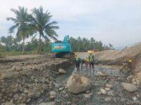 Kementerian Pekerjaan Umum PU bersama Adhi Karya bergerak cepat melakukan penanganan sungai sebagai upaya pemulihan infrastruktur pasca