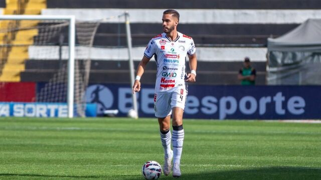 Sudah di Padang, Bek Asing Asal Kolombia Jaime Giraldo Kian Dekat Gabung Semen Padang FC