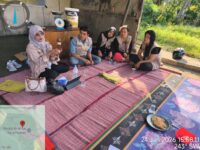 Ubah Sampah Dapur Jadi Solusi, KKN Unand Kenalkan Ecoenzyme di Nagari Parambahan