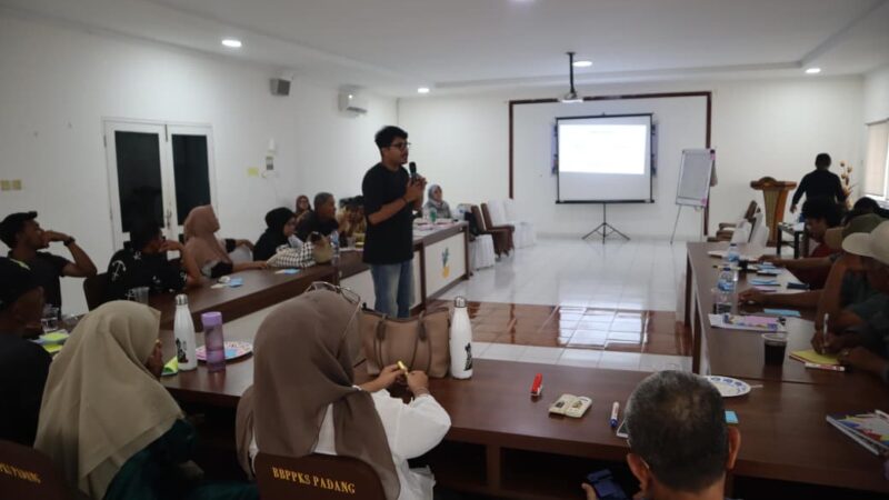 Suara dari Nagari: Warga Menolak Energi yang Mengorbankan Ruang Hidup