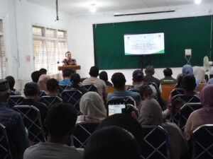 93 Korban Banjir Bandang di Padang Panjang Terima Bantuan Kemensos