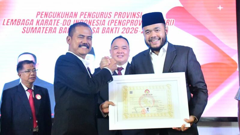 Wako Padang Hadiri Pengukuhan Pengurus Pengprov Lembaga Karate-Do Sumbar