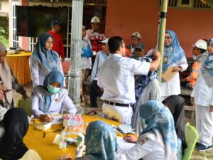 PT Semen Padang Gelar Aksi Germas 2026, Dorong Lingkungan Bersih dan Sehat di Sikayan Mansek