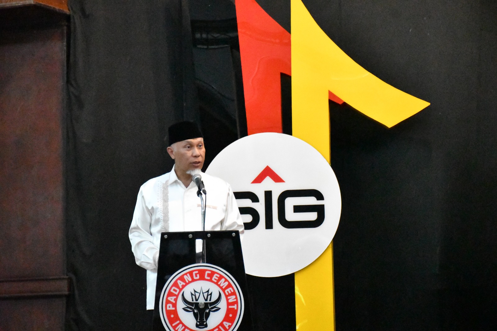 Gubernur Sumbar Apresiasi PT Semen Padang Jadi Tuan Rumah Healthy Athletes SOIna