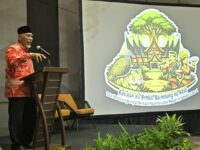 Jadi Pembicara di Seminar Tata Kelola Lingkungan, Mahyeldi: Menjaga Peradaban dan Amanah Generasi