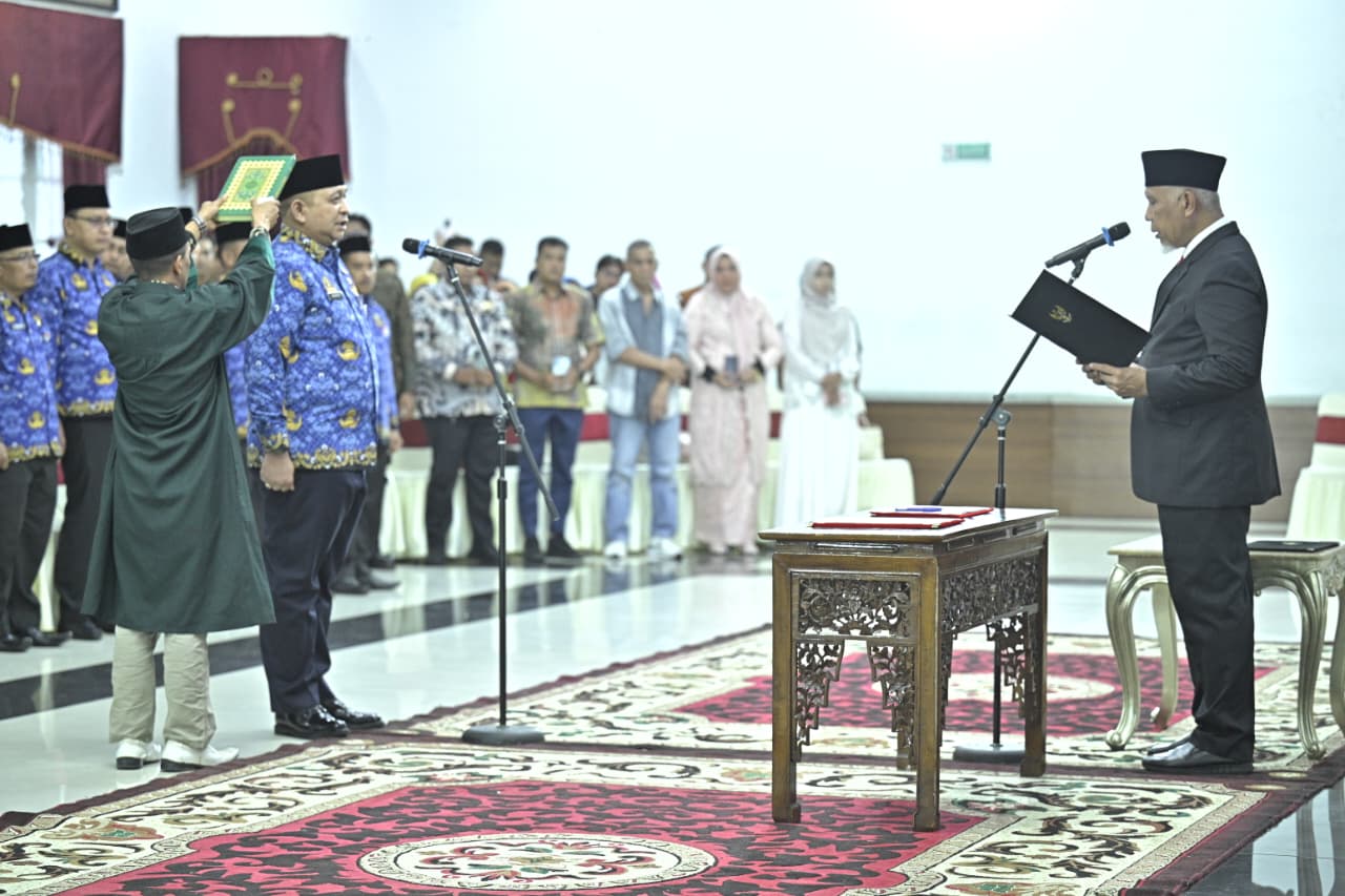 Gubernur Lantik Andree Algamar jadi Kabiro Umum Setdaprov Sumbar