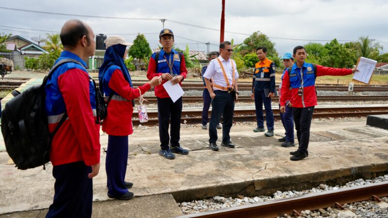 Jelang Angkutan Lebaran 2026, KAI Sumbar dan DJKA Lakukan Inspeksi Keselamatan