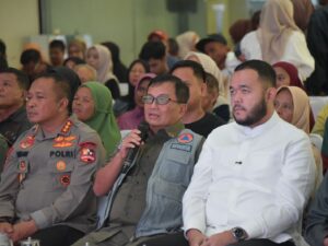 Pusat Serahkan Bantuan Tahap I untuk Korban Bencana di Padang Rp4,5 Miliar