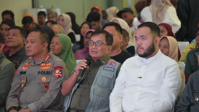 Pusat Serahkan Bantuan Tahap I untuk Korban Bencana di Padang Rp4,5 Miliar