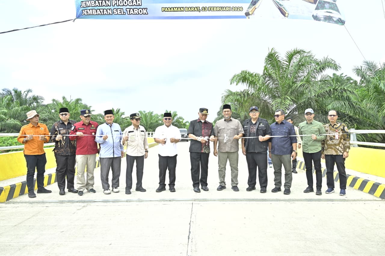 Gubernur Resmikan Pemakaian 3 Jembatan Strategis di Pasaman Barat