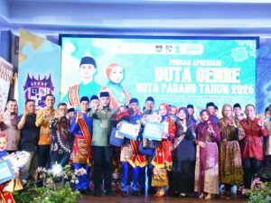 Wako Fadly Amran Nobatkan Fathir dan Nikita jadi Duta GenRe Kota Padang 2026