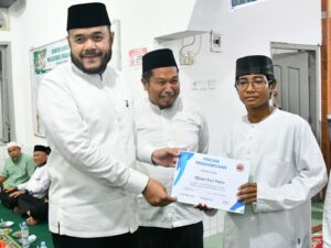 Wako Padang Tutup Kegiatan Tahrib Ramadan di Masjid Darul Ishlah