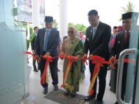 Gubernur Sumbar Dampingi Menteri PPPA Resmikan UPTD PPPA dan RPS Sijunjung