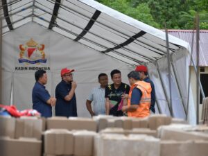 Percepat Pembangunan Huntap, Semen Padang Salurkan 8.000 Sepablock dan 200 Zak Semen