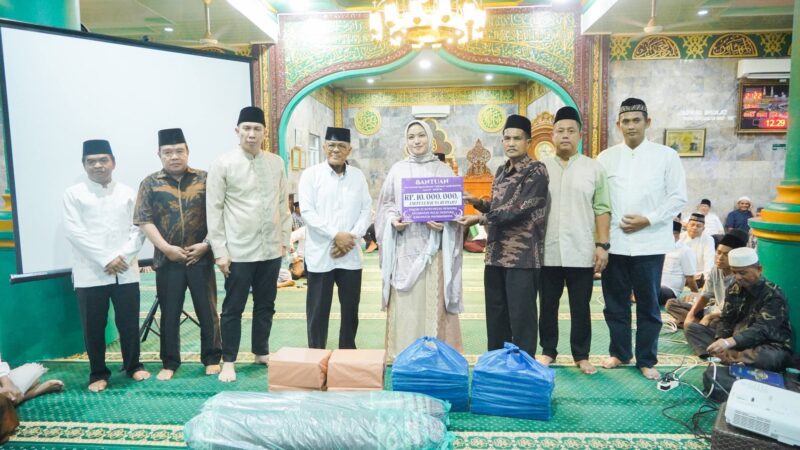 Tim 1 Safari Ramadhan 1447 H yang terdiri Bupati Dharmasraya Annisa Suci Ramadhani bersama unsur Forkopimda dan anggota DPRD Dharmasraya