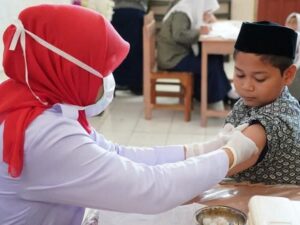 Dinkes Temukan 7 Kasus Campak di Padang, Warga Diminta Bawa Anak Imunisasi