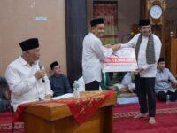 Safari Ramadan di Sawahlunto, PT Semen Padang Salurkan Rp12,5 Juta dan Al-Qur’an