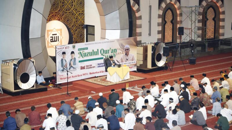 Nuzulul Qur’an Masjid Raya Sumbar, Gubernur Mahyeldi Ajak Masyarakat Membumikan Al-Qur’an