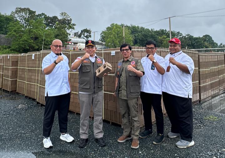 Kunjungi Rumah Contoh, BNPB Nilai Sepablock Semen Padang Cocok untuk Huntap Berkelanjutan