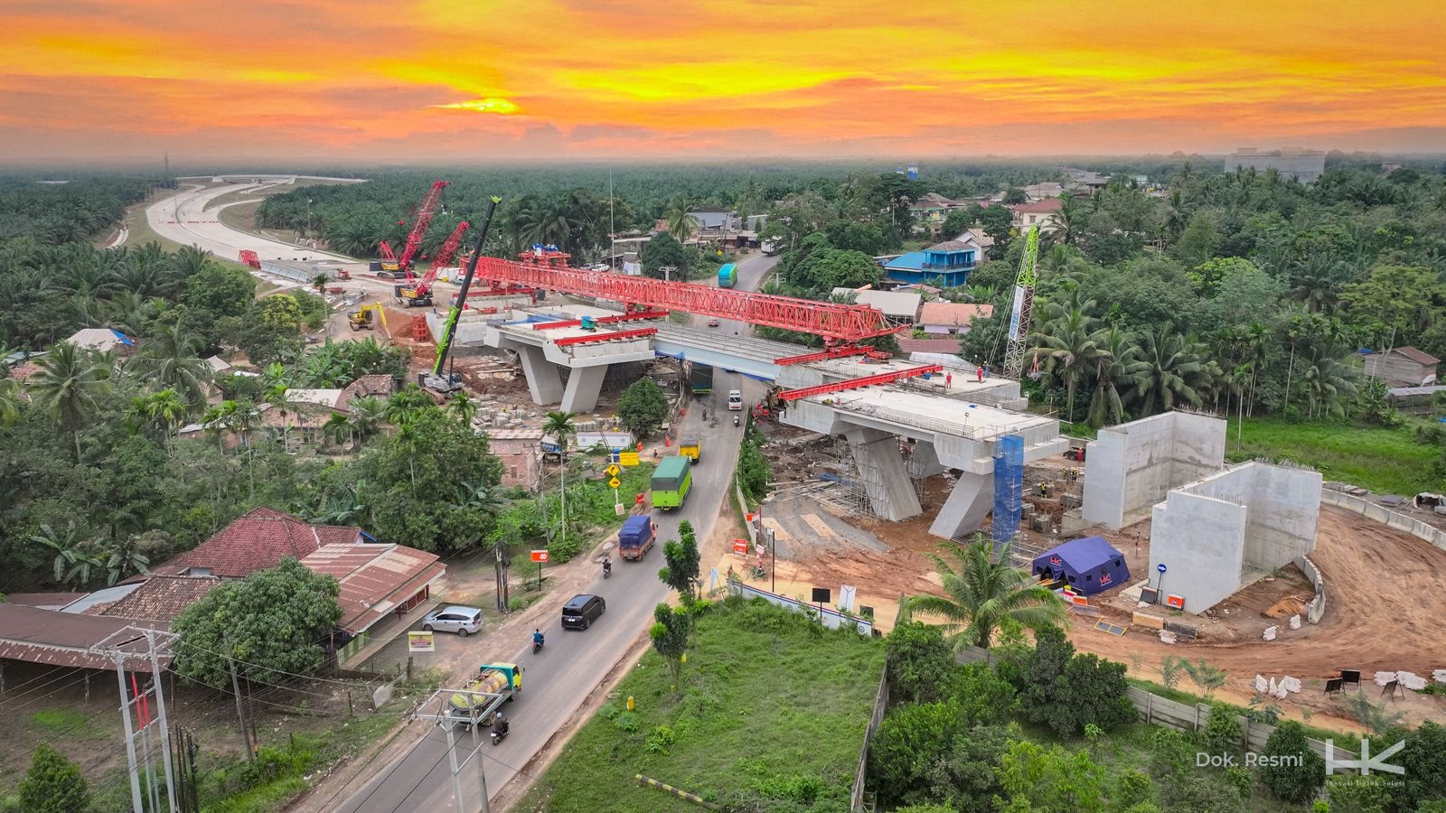 Komut HK Tinjau Progres Sejumlah Proyek Strategis Perseroan di Sumbar