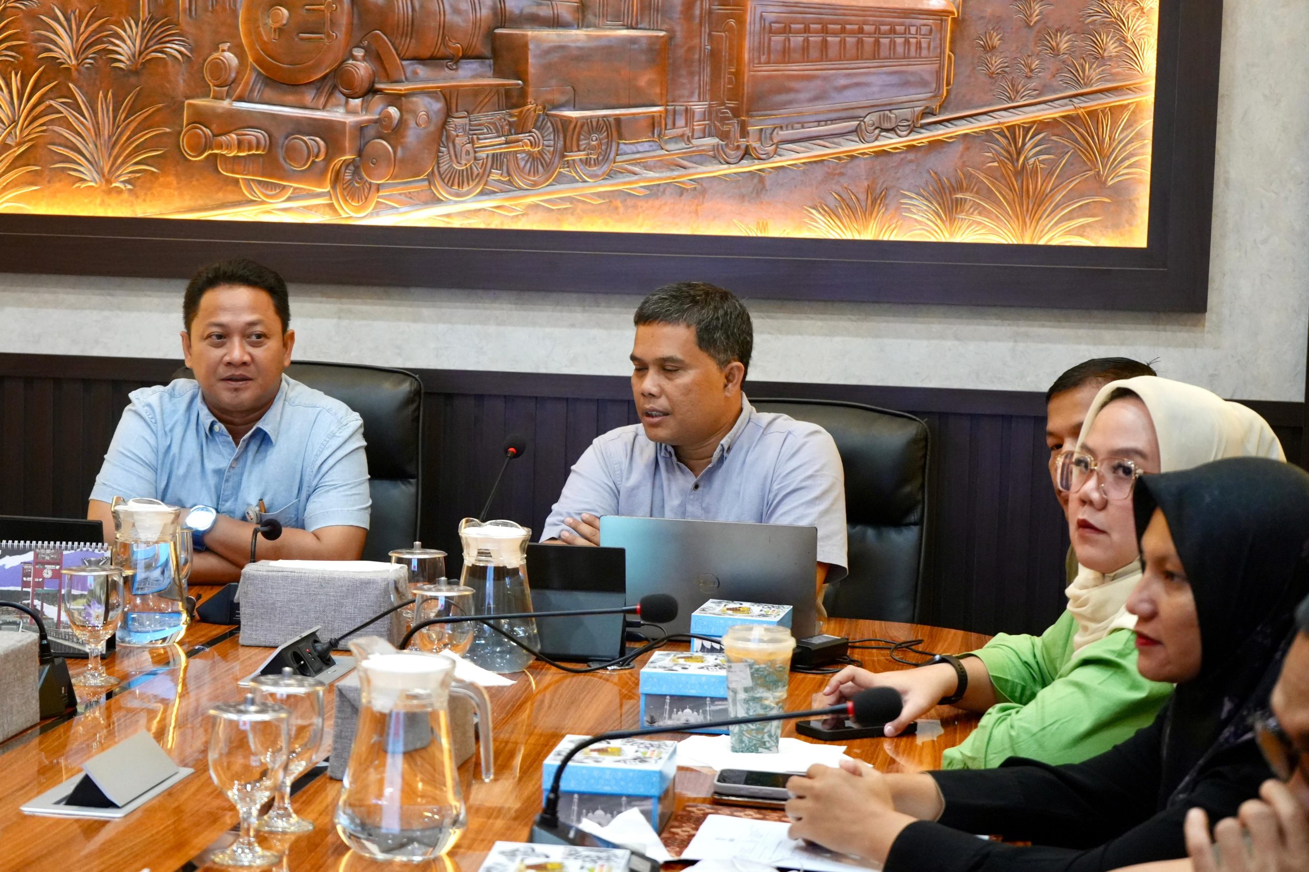 Komit Tingkatkan Pelayanan, KAI Sumbar Raih Rekomendasi Sertifikasi Ulang ISO 9001:2015