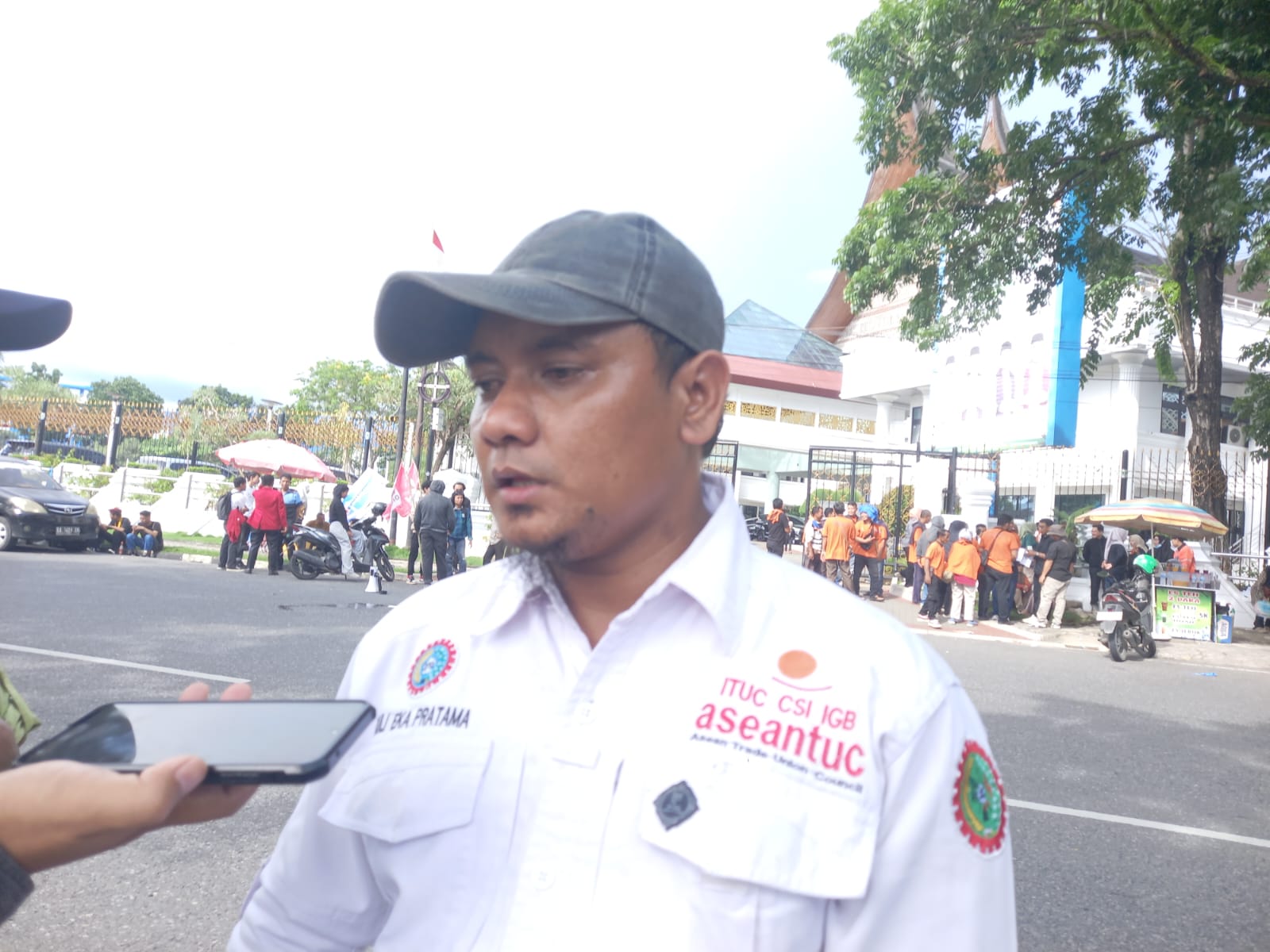 Gelombang Protes Buruh Sumbar: Upah Dipotong, Anggaran BPJS Diduga Digelapkan Perusahaan