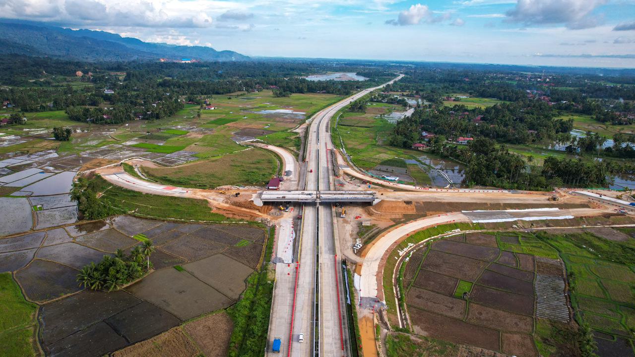 HK Kebut Pengerjaan Akses Tol 2,4 Km ke Lubuk Alung