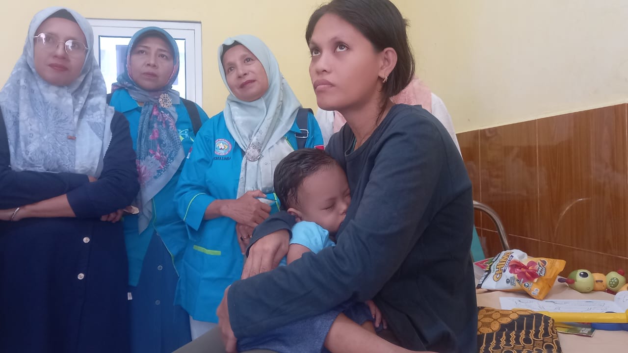 Kisah Pilu Ibu dari Bayi Korban Penganiayaan di Padang, Lapar dan Luka Datang Bersamaan 