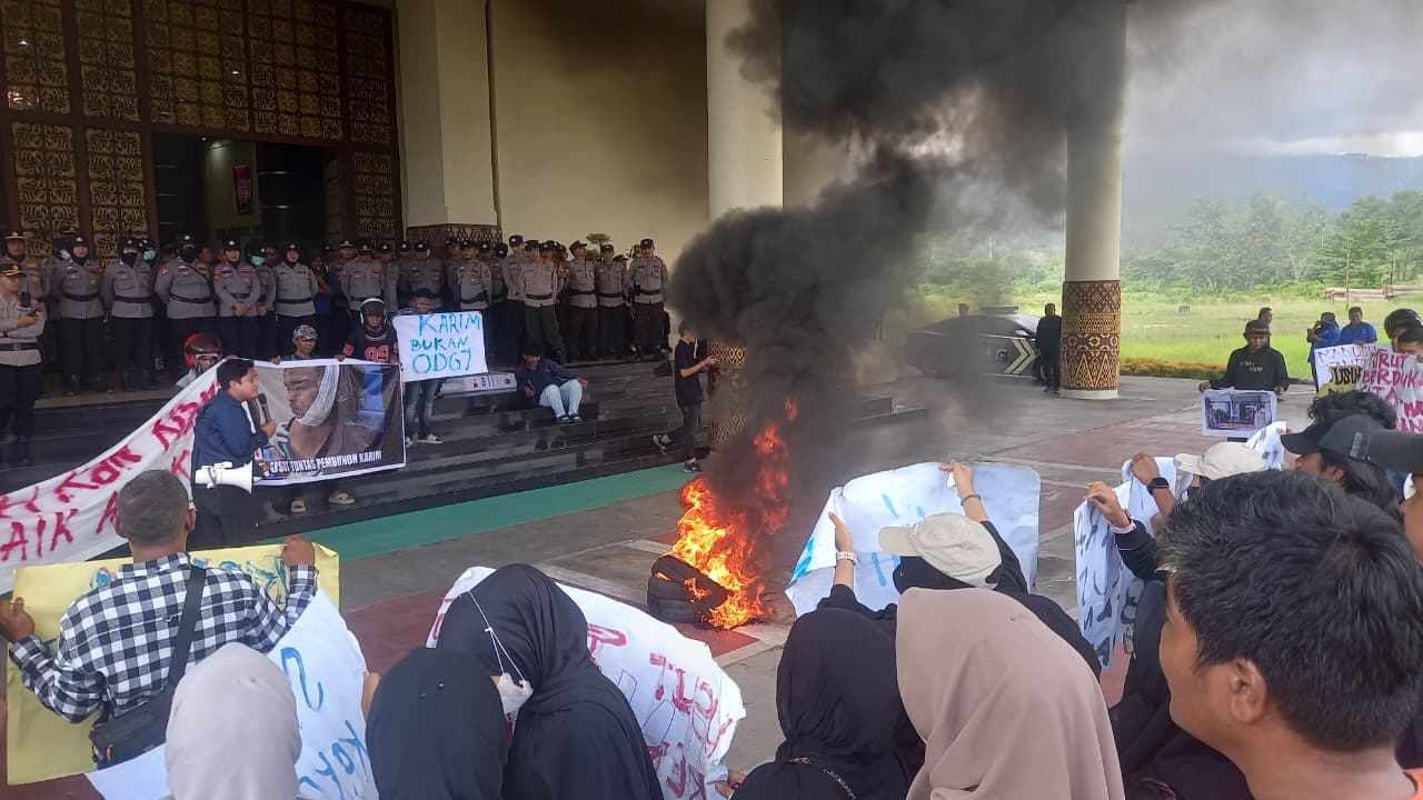Tuntutan Massa Aksi Kasus Kematian Karim: Copot Kepala Satpol PP Padang, Polisi Usut Tuntas