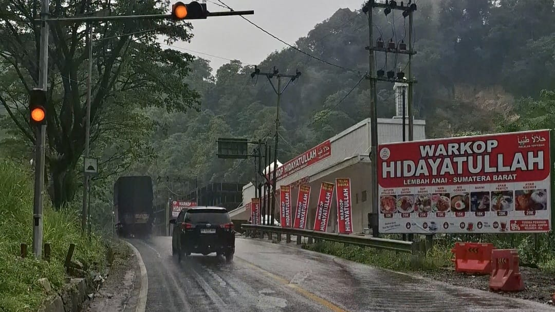 Pemprov Sumbar Tegur Aktivitas Warkop Baru di Lembah Anai