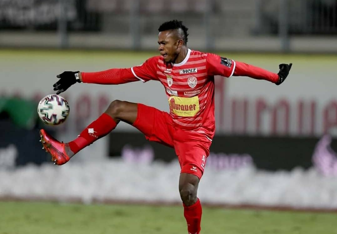 Rumor Bursa Transfer: Semen Padang FC Bakal Datangkan Bek Nigeria Paul Komolafe