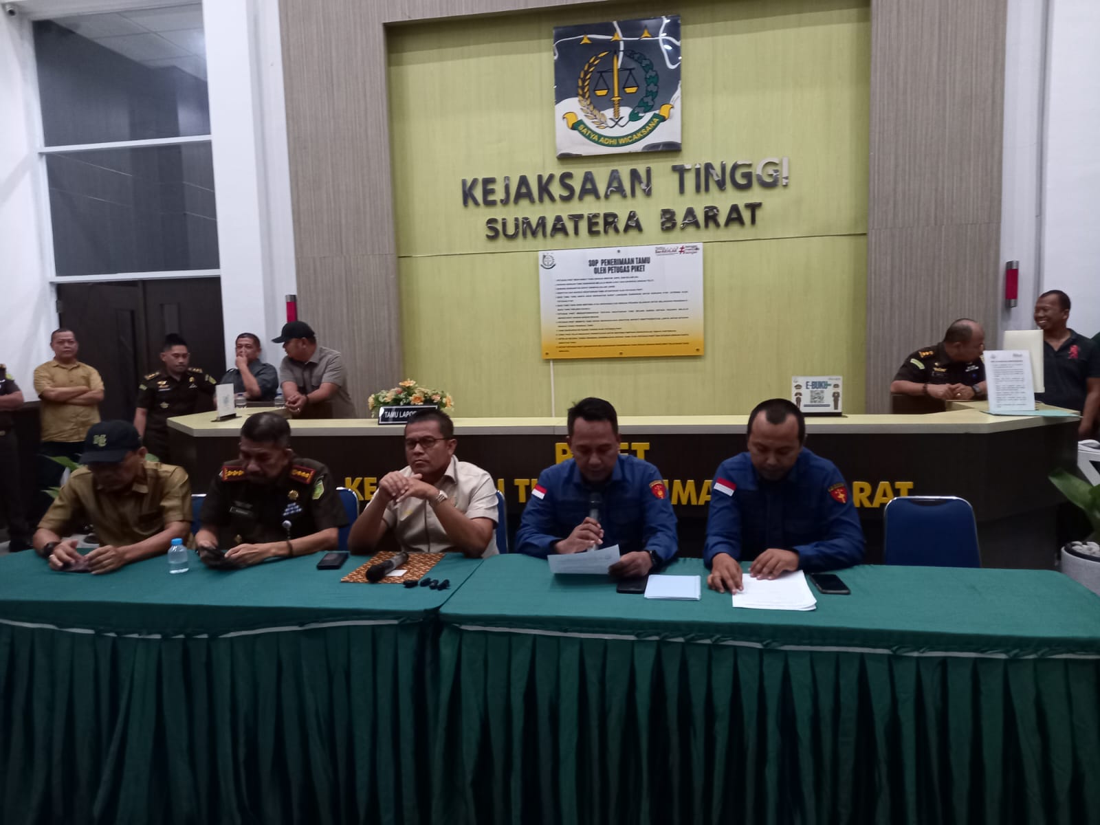 Pejabat UIN Padang Tersangka Korupsi Pembangunan Kampus Resmi Ditahan