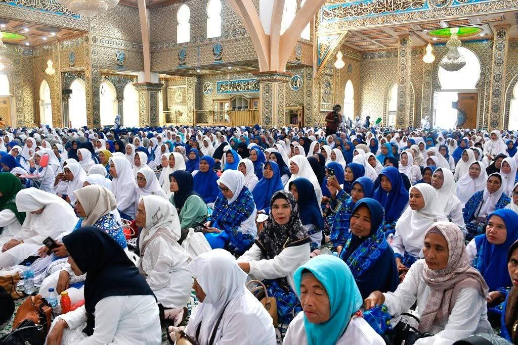 19.000 Jemaah BKMT Ikuti Wisata Dakwah di Masjid Baiturrahmah Padang