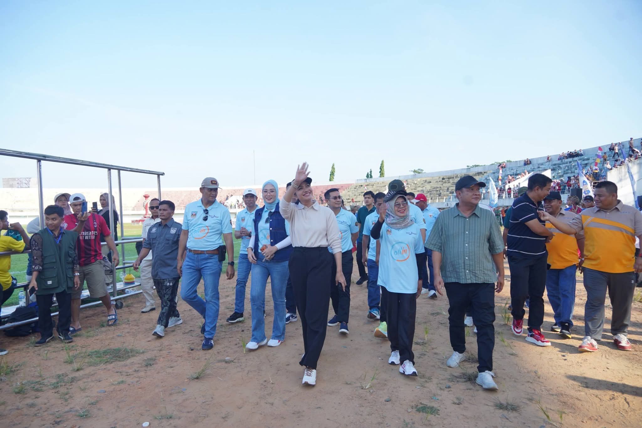 Ribuan Warga Padati Sport Center Dharmasraya, 3 Agenda Besar Akhir Pekan Meriah